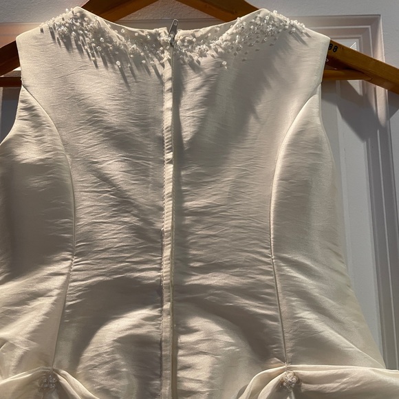 Girls Special Occasion Dress - Picture 5 of 6